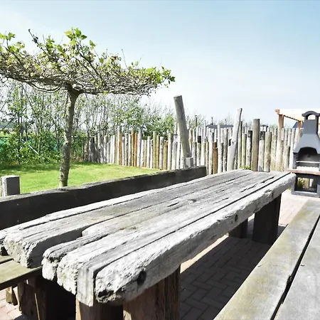 In Holland Near Beaches, Cleaning Included Casa de Férias *