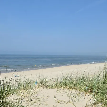 In Holland Near Beaches, Cleaning Included Casa de Férias Callantsoog