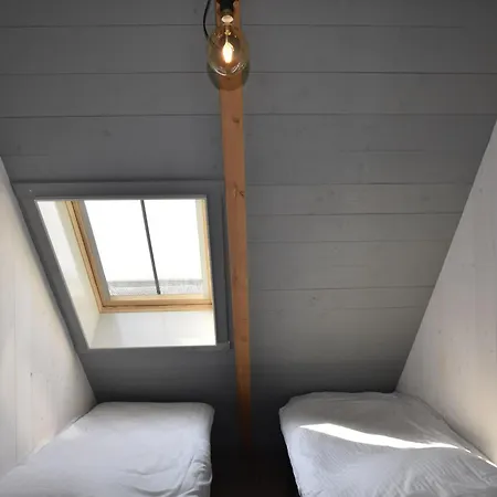 In Holland Near Beaches, Cleaning Included *